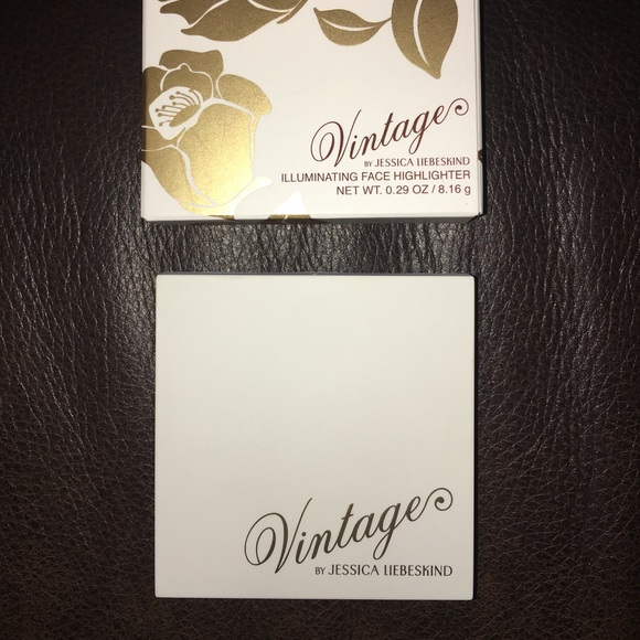 Vintage: Highlighter in Rose Gold 0.29oz/8.16g NEW - Picture 4 of 6